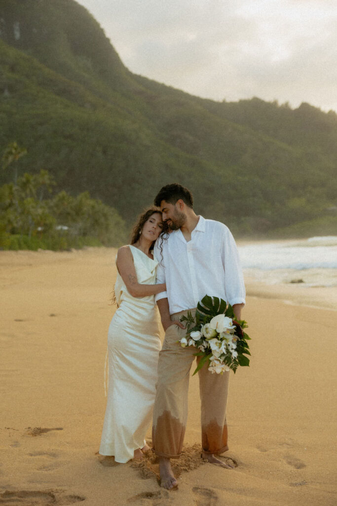 tunnels beach elopement7