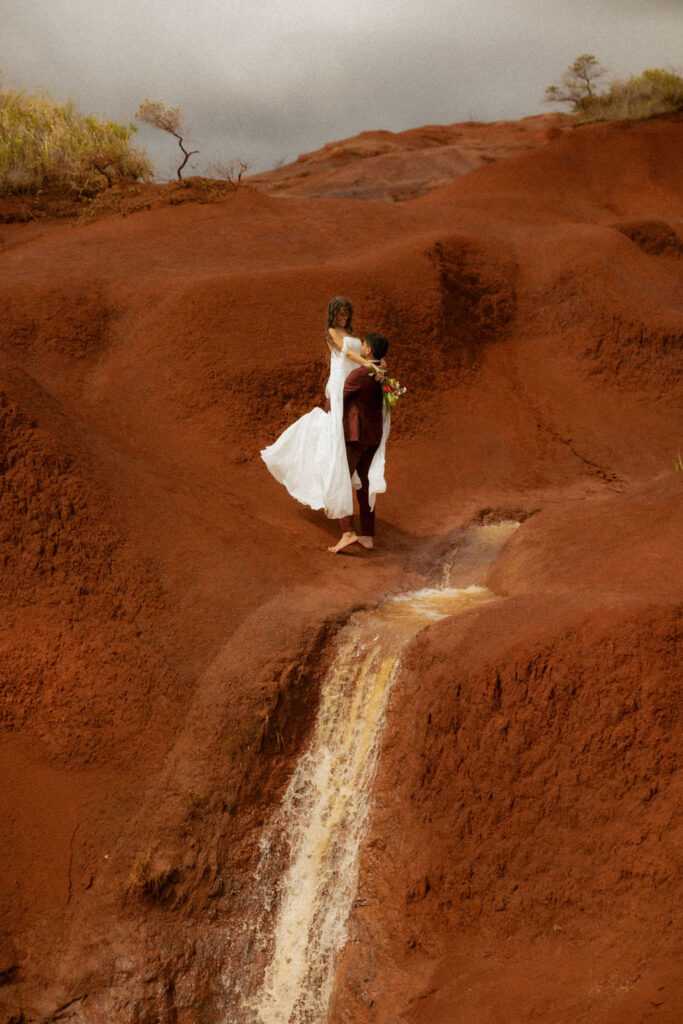 red dirt waterfall elopement