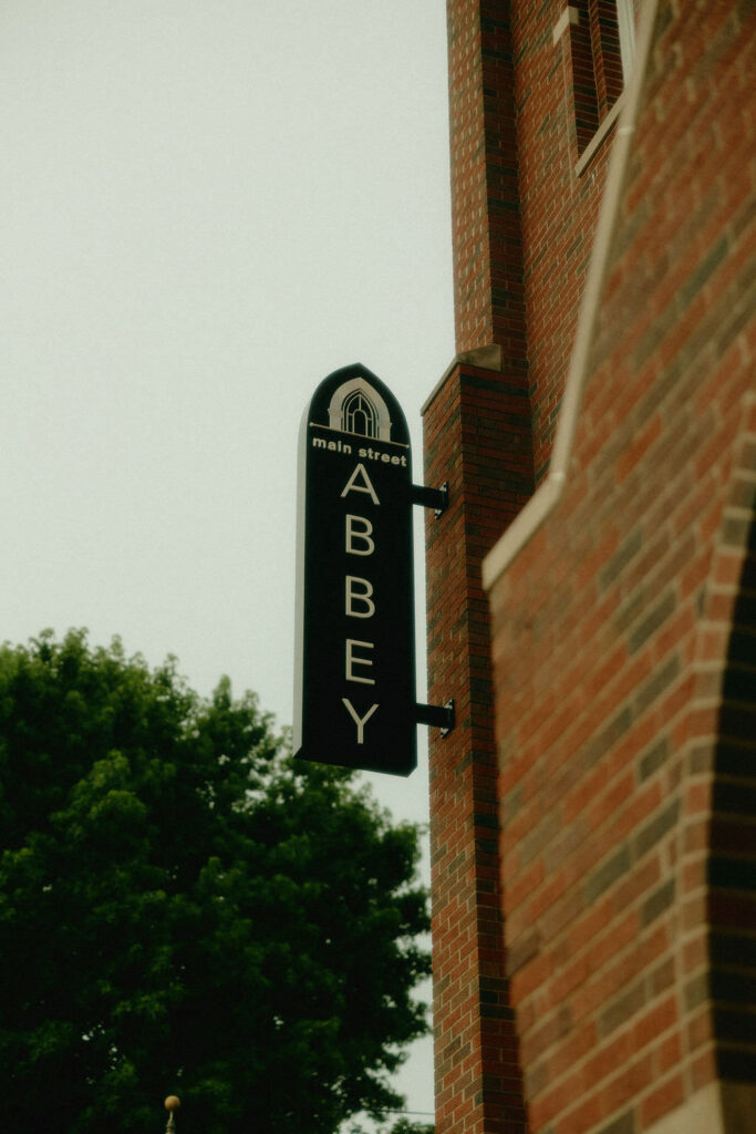 main street abbey wedding27